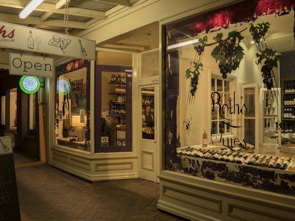 the exterior of Roth's Wine Bar, Mudgee
