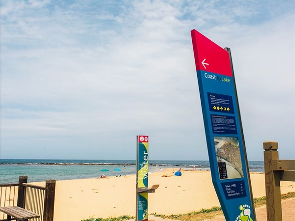 The Coast to Lake walk