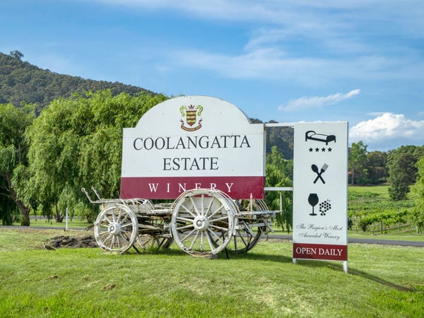 Eat and drink at Coolangatta Estate winery