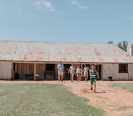 Dundullimal Homestead, Dubbo