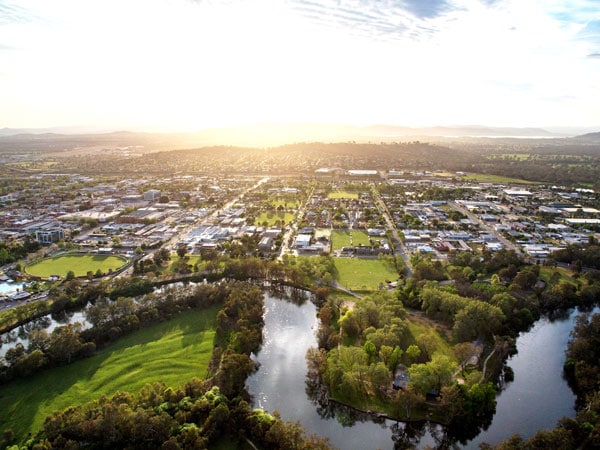 Start your road trip in Albury