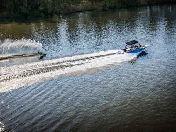 water ski on the Murray River