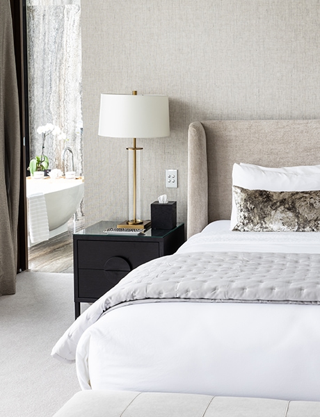 Emporium Hotel Brisbane, Parklands Suite bedroom
