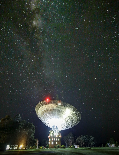 The Dish and Milky Way, Parkes