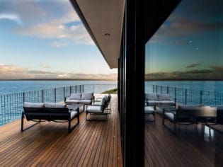 Naiko Retreat deck, Fleurieu Peninsula.