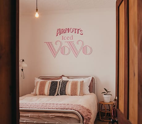 William Arnott Hotel, Iced Vovo room, Maitland, NSW