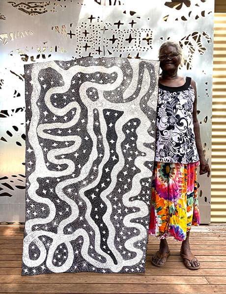 Artist at the Mulka Centre, Darwin