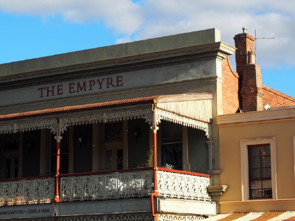 Empyre Hotel