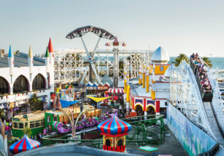 rides and attractions at Luna Park, Melbourne