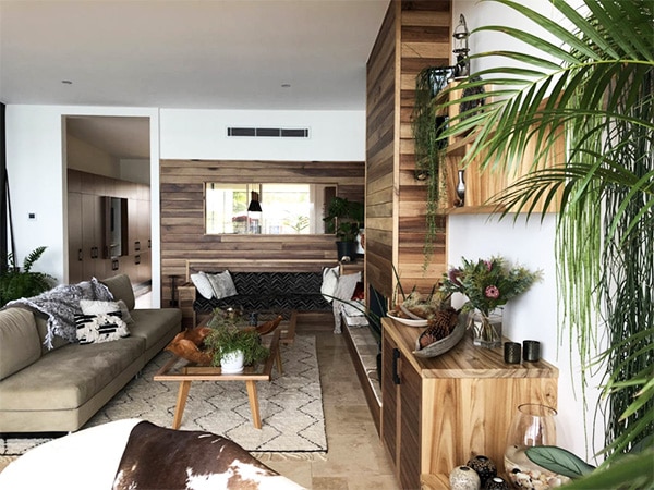 Akuna Luxury Waterfront Retreat