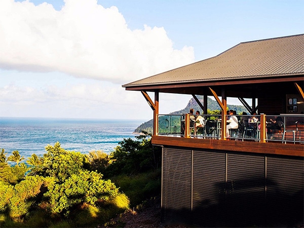 One Tree Hill cafe and bar hamilton island