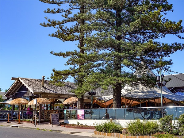 Byron Bay Beach Hotel
