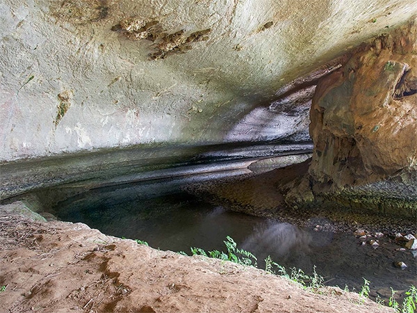 Verandah Cave