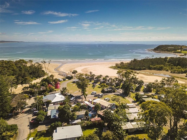 Spot X Surf camp