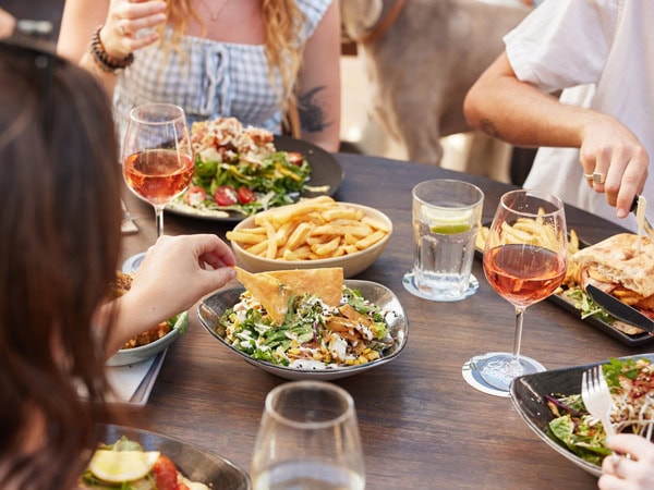 friends enjoying food at Toormina Hotel, Coffs Harbour