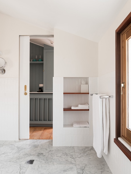 Bathroom details at The Warders