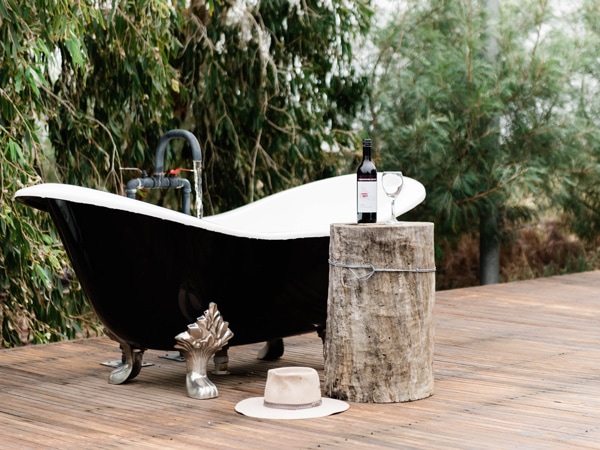 Outdoor bath and wine at Saltbush.
