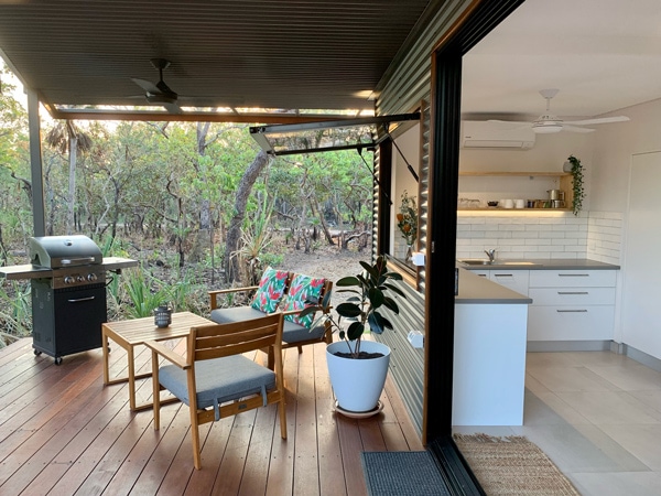 Hideaway deck