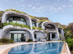 100 Unique stays with wow factor