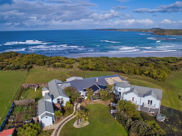 Clifftop Phillip Island from above