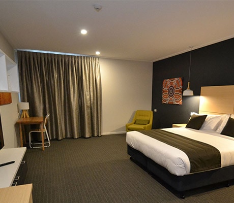 Bedroom, Astor Suites, Goulburn, NSW Australia