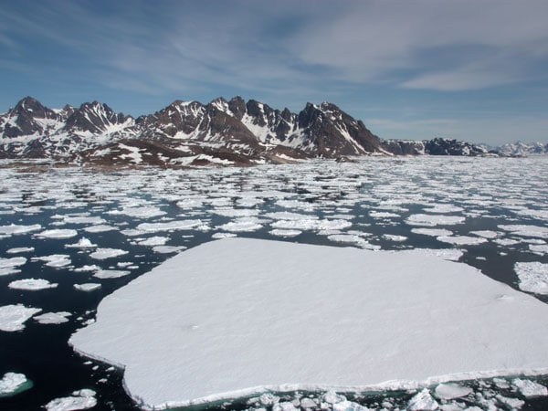 Ice breaking up in the ocean