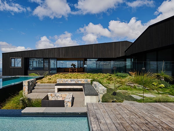 Outdoor lounge, Asgard House, Glasshouse Mountains, Australia