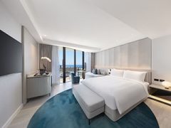 King Ocean Main room, Accommodation, JW Marriott Gold Coast, Australia