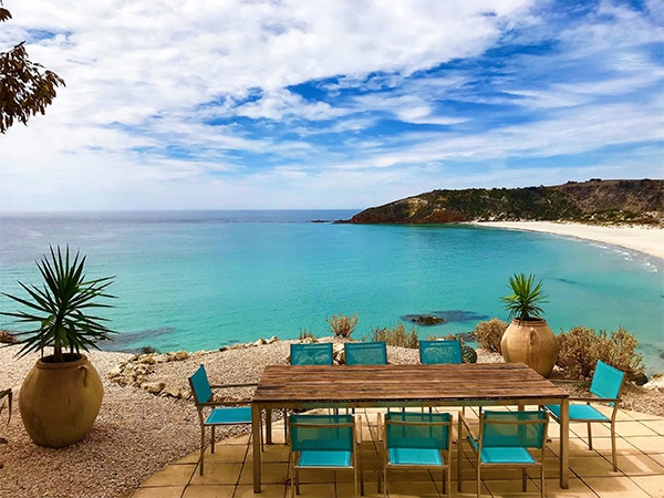 Cliff House overlooking Snellings Beach