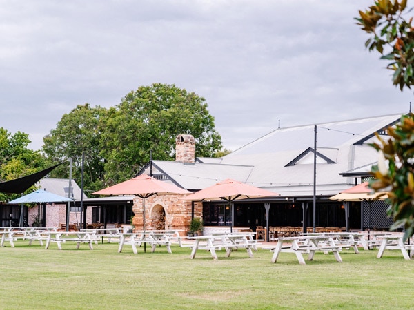 an al fresco setting at Mighty Hunter Valley