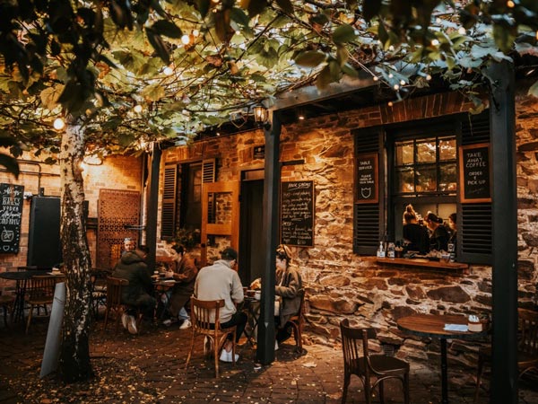 Alby & Esthers Courtyard in Mudgee