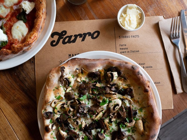 Pizza at Farro. (Image: Raoul Gerard)
