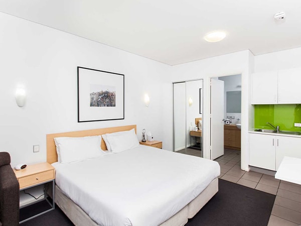 Executive Studio Apartment, Majestic Oasis Apartments, Port Augusta, SA, Australia