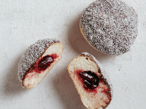 Doughnuts at Kenilworth County Bakery