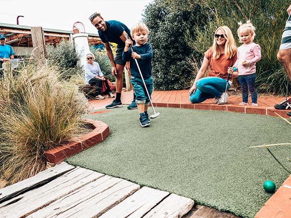 Aireys Inlet Mini Golf, a family activity in the Great Ocean Road, Victoria, Australia