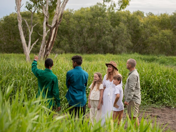 a group exploring Mungalla Station, Mungalla Aboriginal Tours