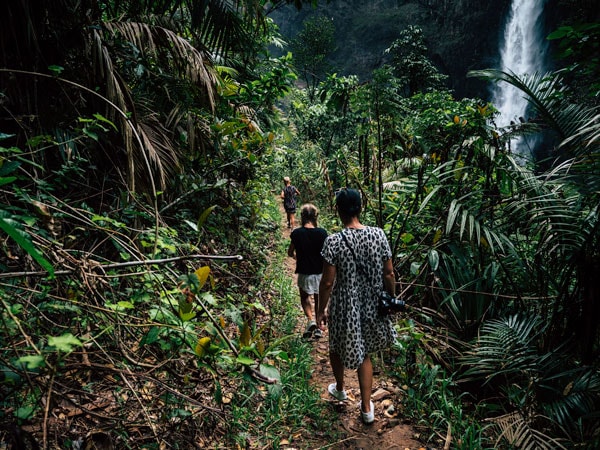 people hiking to Wallaman Falls