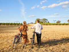 Couple cycling Mudgee vineyards with Tour De Vines