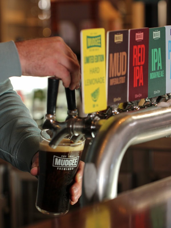 getting beer on tap at Mudgee Brewing Company