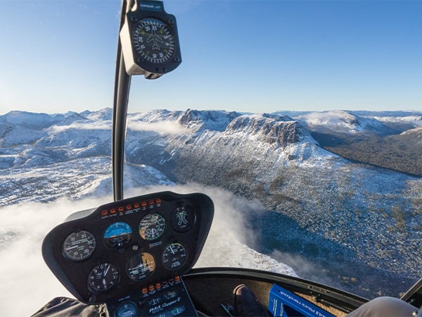 helicopter tour cradle mountain