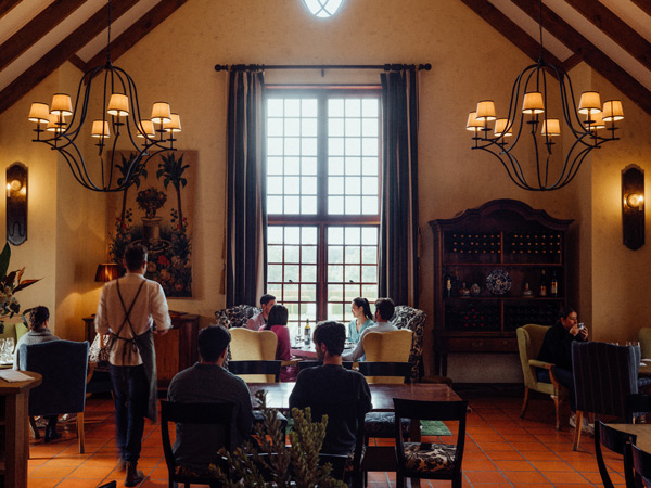 the dining interior of Voyager Estate