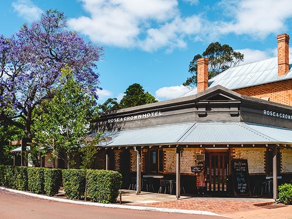 The Rose & Crown Hotel, Guildford, Perth