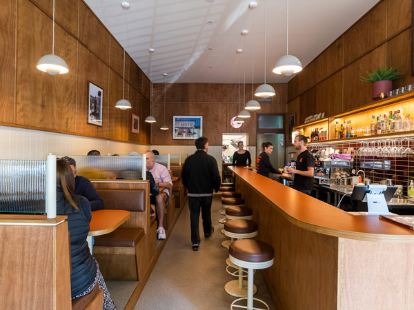 the dining interior of Ghosty’s Diner, Bendigo