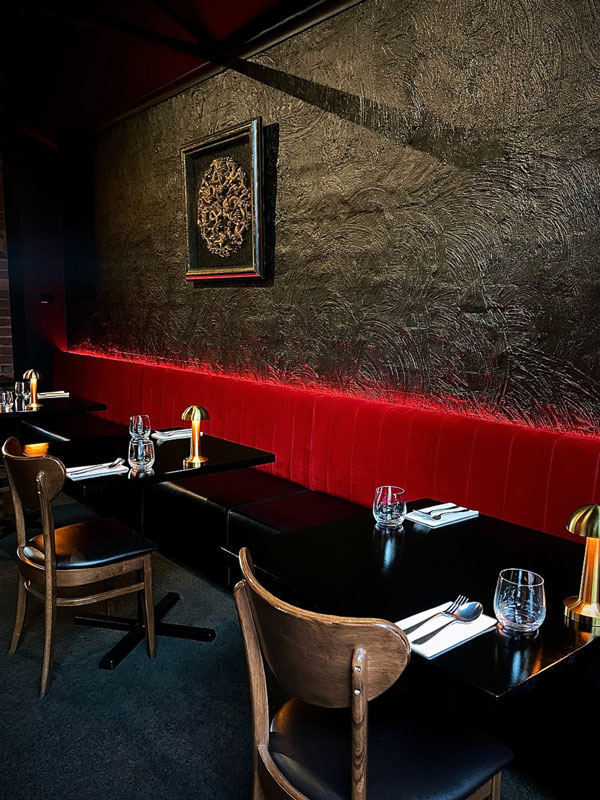 the restaurant interior of Malayan Orchid, Bendigo