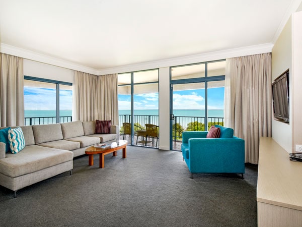 Mantra Esplanade hotel in Darwin, NT