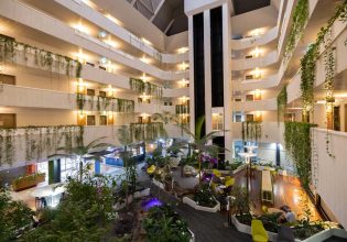 main lobby area at Novotel Darwin CBD