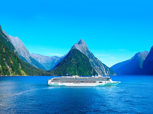 Jalur pelayaran Norwegian Spirit, Selandia Baru