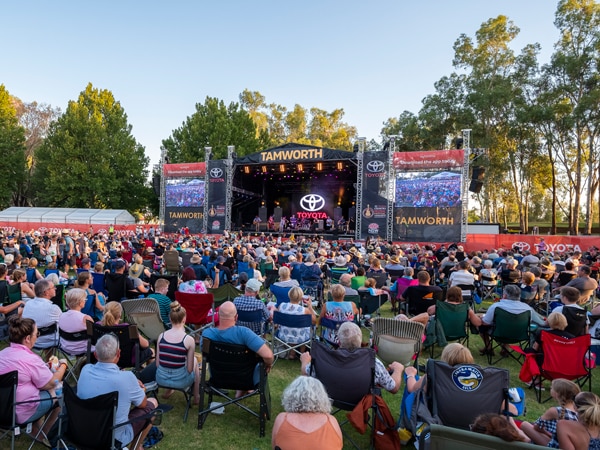 Crowds at the Tamworth Country Music Festival