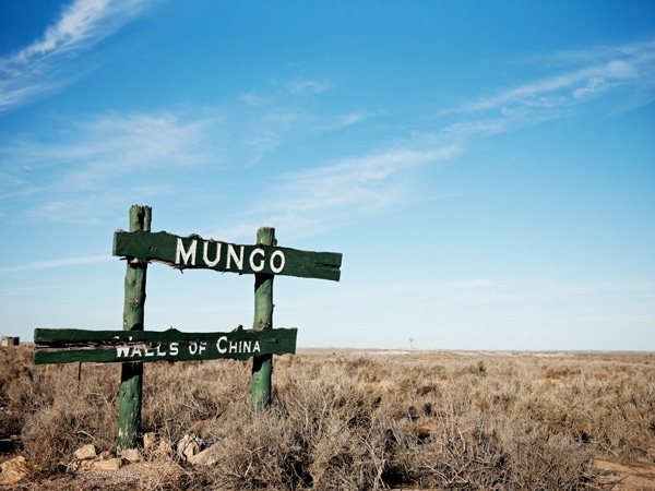 lanskap berumput di Taman Nasional Mungo