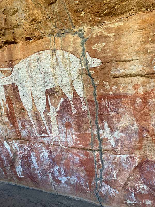Situs seni cadas Quinkan Indigenous di Laura, Queensland